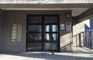 シャトール田口金沢八景の物件外観写真